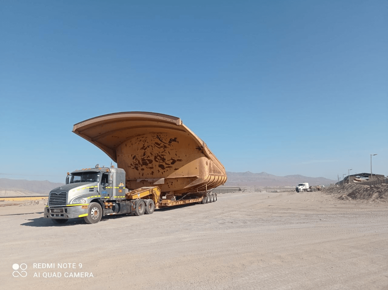 Operación de carga de estructura sobredimensionada